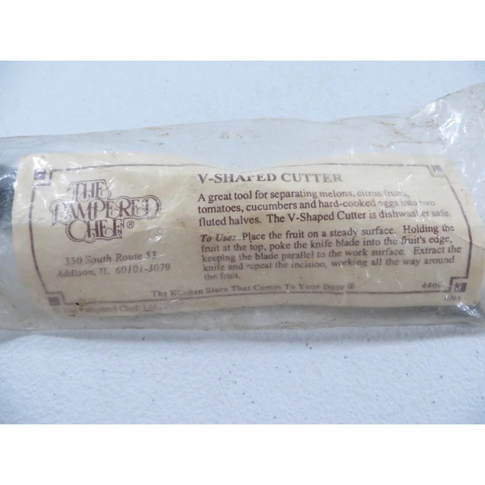 Pampered Chef‎ V Shaped Cutter Fruit Vegetable Garnish 1160 Vintage 1994